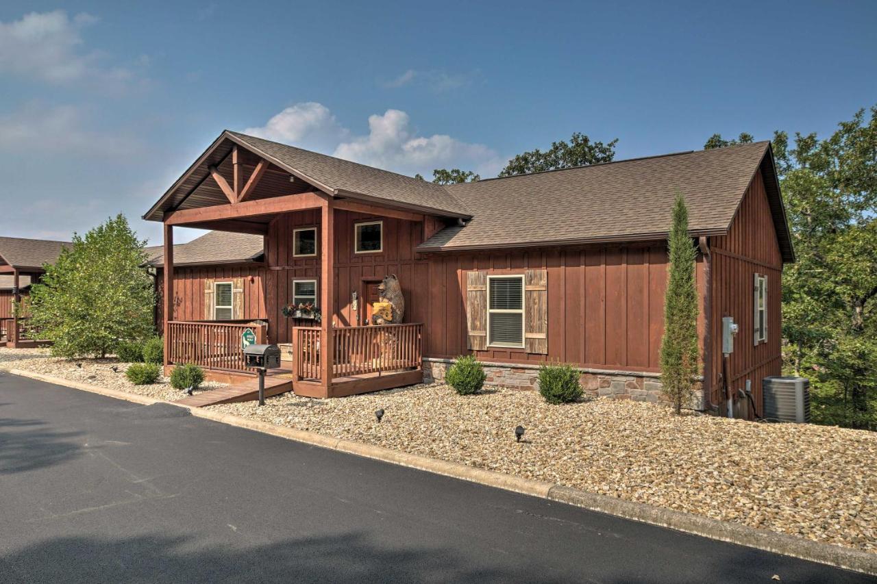 Branson West Cabin With Pool Access And Golfing Bagian luar foto